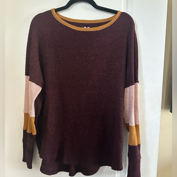 SO Sweaters - 🔥 SO Colorblock Sweater Size XXL